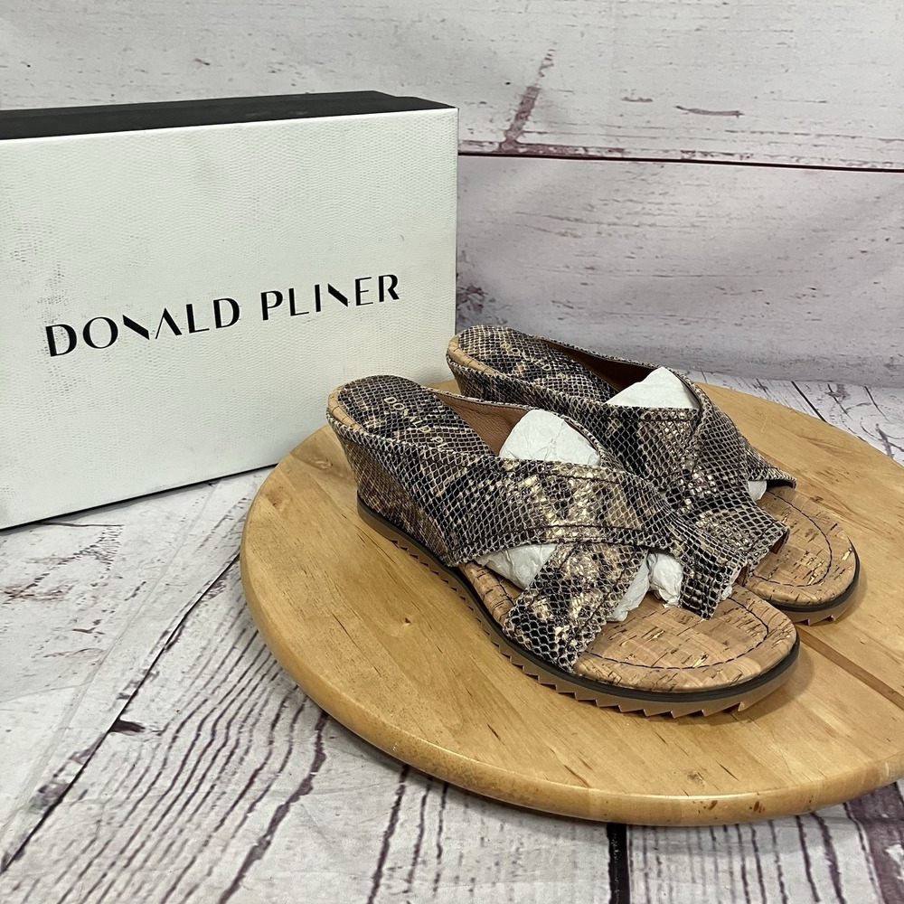 Donald J Pliner Candice P7 Metallic Python Wedge Sandals Womens Size 9M